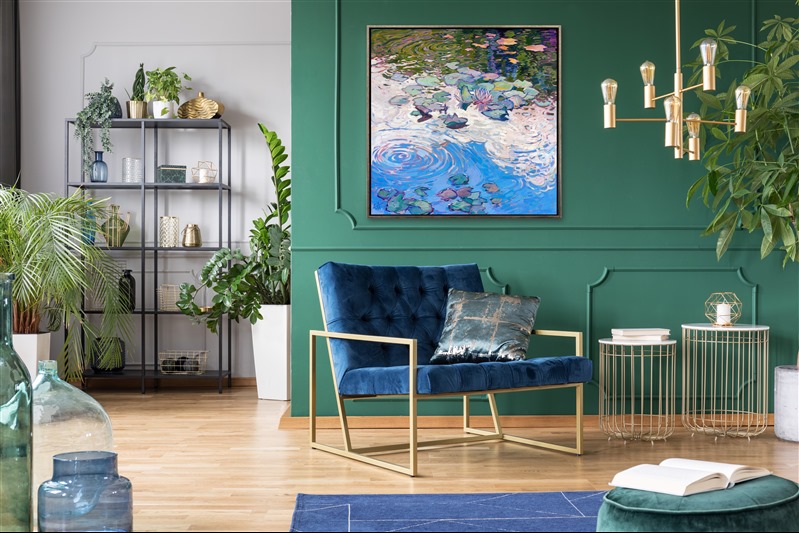 Monet's water lily garden in Giverny is an ever-changing and ever-renewing source of inspiration for me. In this painting, I wanted to capture the feeling of water lilies floating on the surface of a still pond, filled with reflections of the clouds. I applied thick brushstrokes of oil paint laid side by side without layering to capture the sense of movement and texture in the scene.