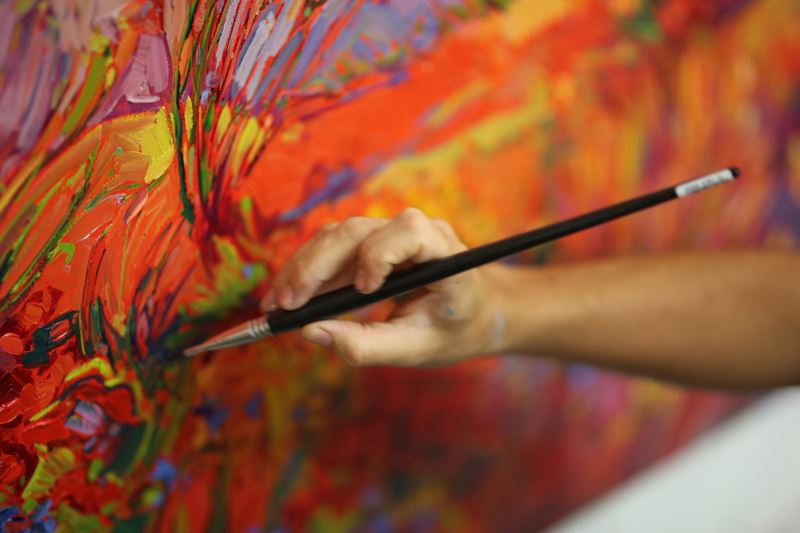 Erin Hanson Blog Visit Erin's blog for a wealth of articles written by Erin Hanson and guest authors including biographies, interviews, adventure stories, in-depth painting looks, interior design tips, events and collection releases, news articles, and much more!