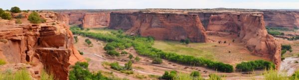 Panoramic view of Canyon de Chelly